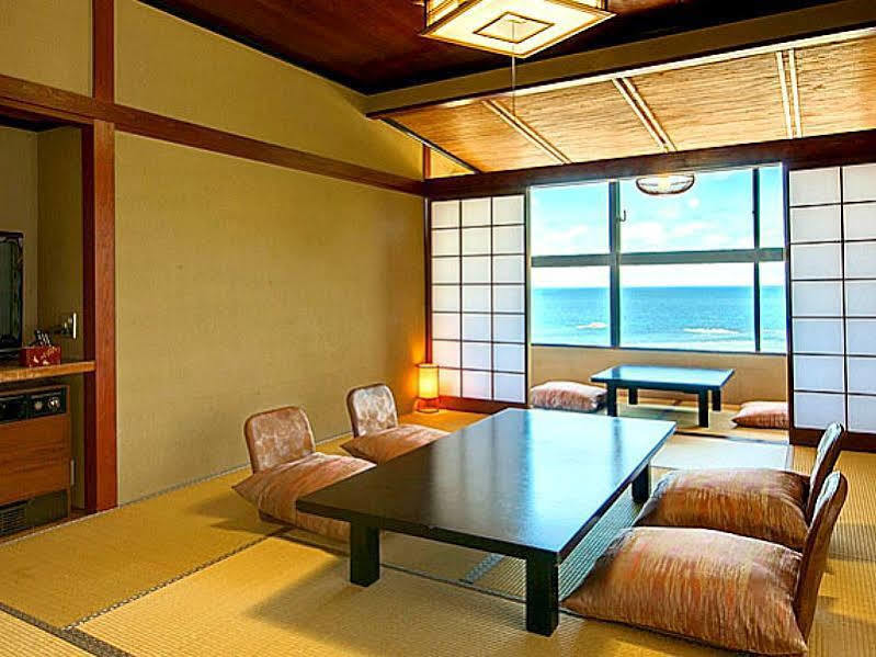 Wajima Onsen Yashio Hotell Exteriör bild