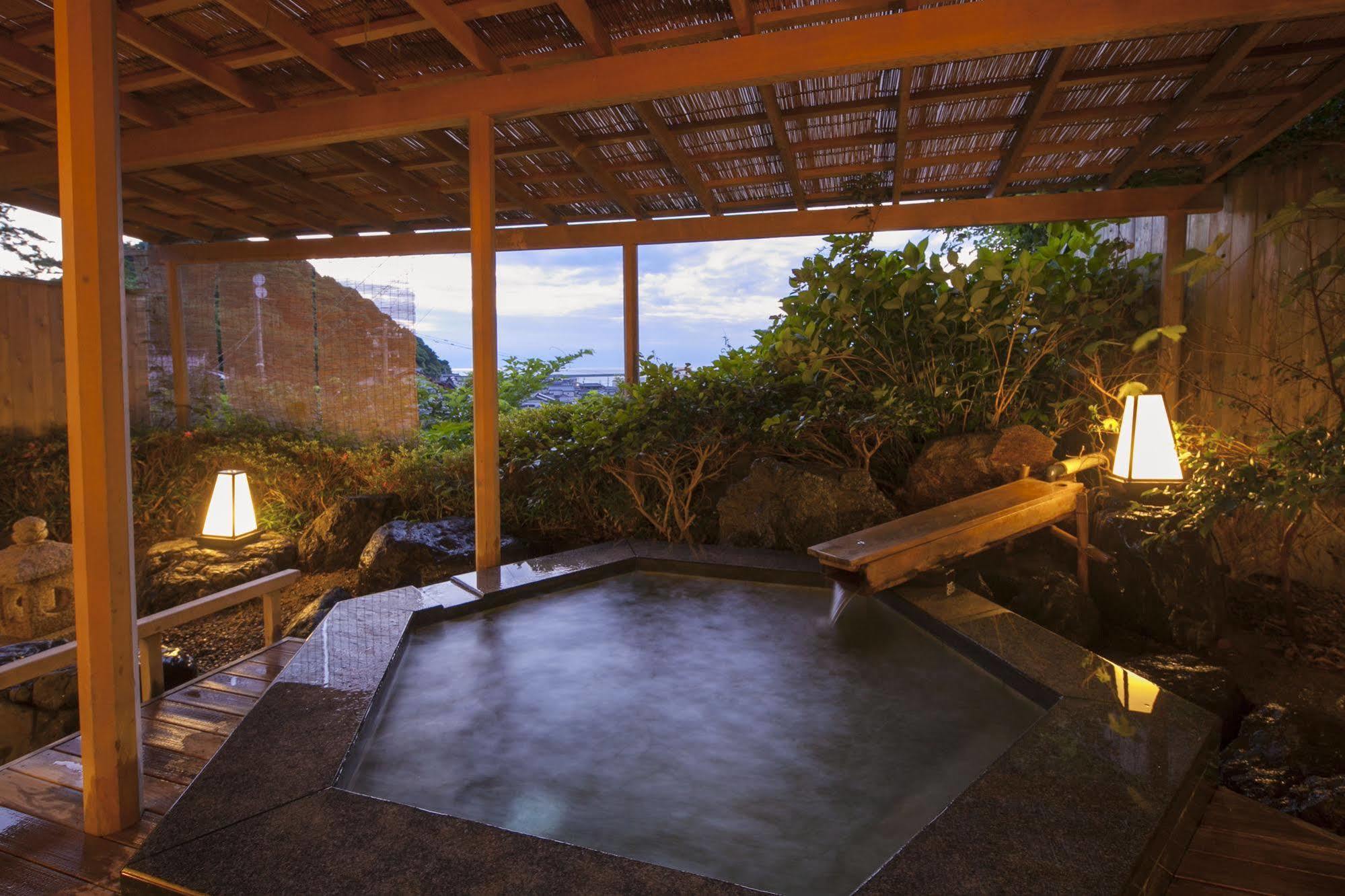 Wajima Onsen Yashio Hotell Exteriör bild